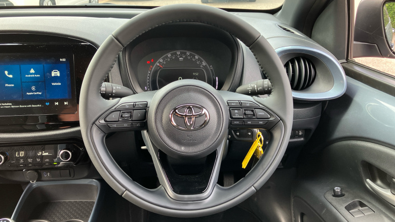 Toyota Aygo X 1.0 VVT-i Edge 5dr Petrol Hatchback